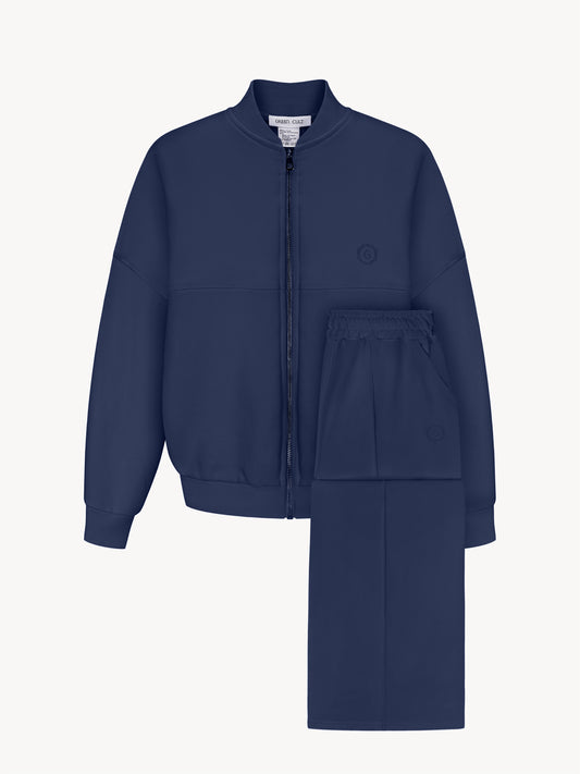 Sport-chic suit in dark blue from organic cotton