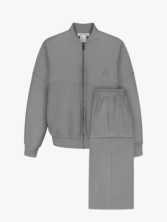 Sport-chic suit in grey from organic cotton