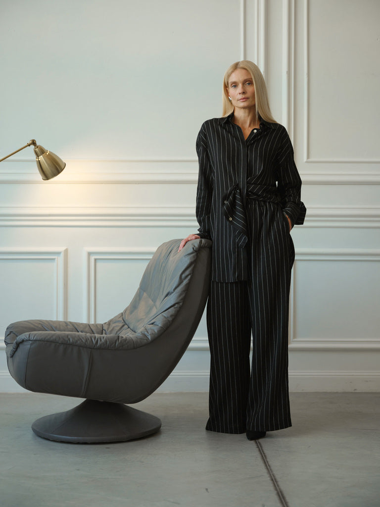 Striped suit with palazzo pants in black from linen