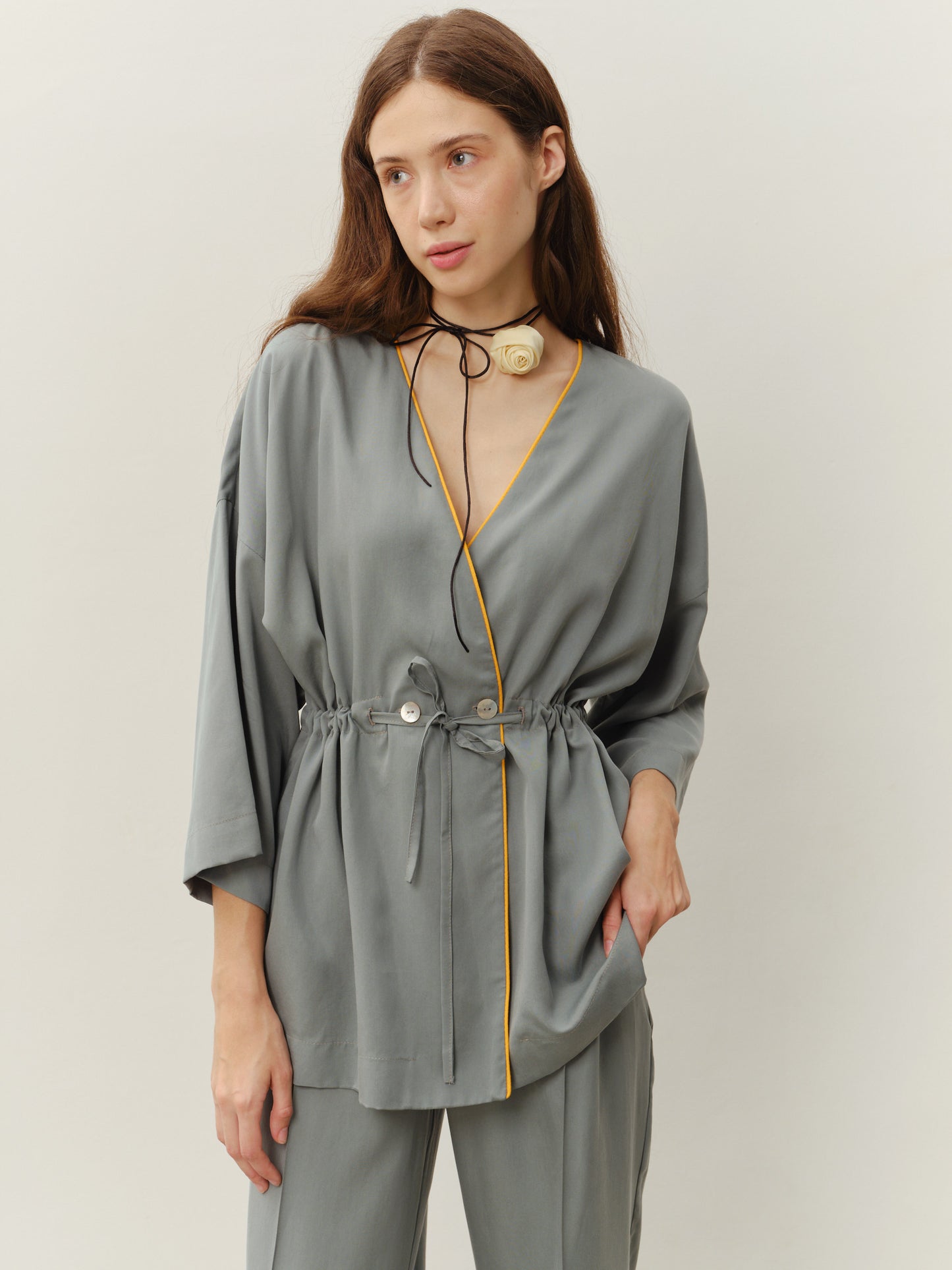 Kimono suit in grass green with pants from eucalyptus
