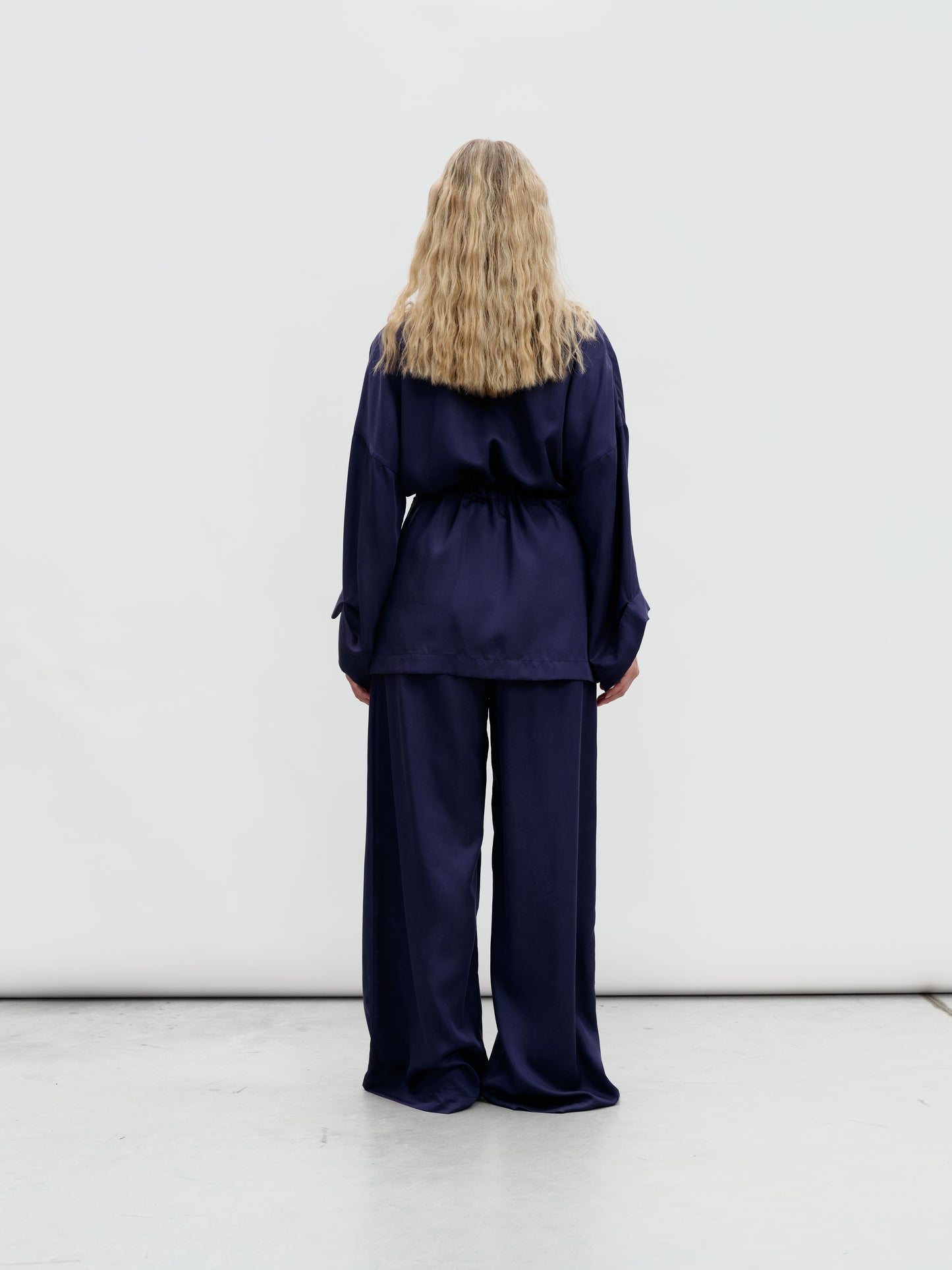 Eucalyptus kiss kimono set with pants in navy blue