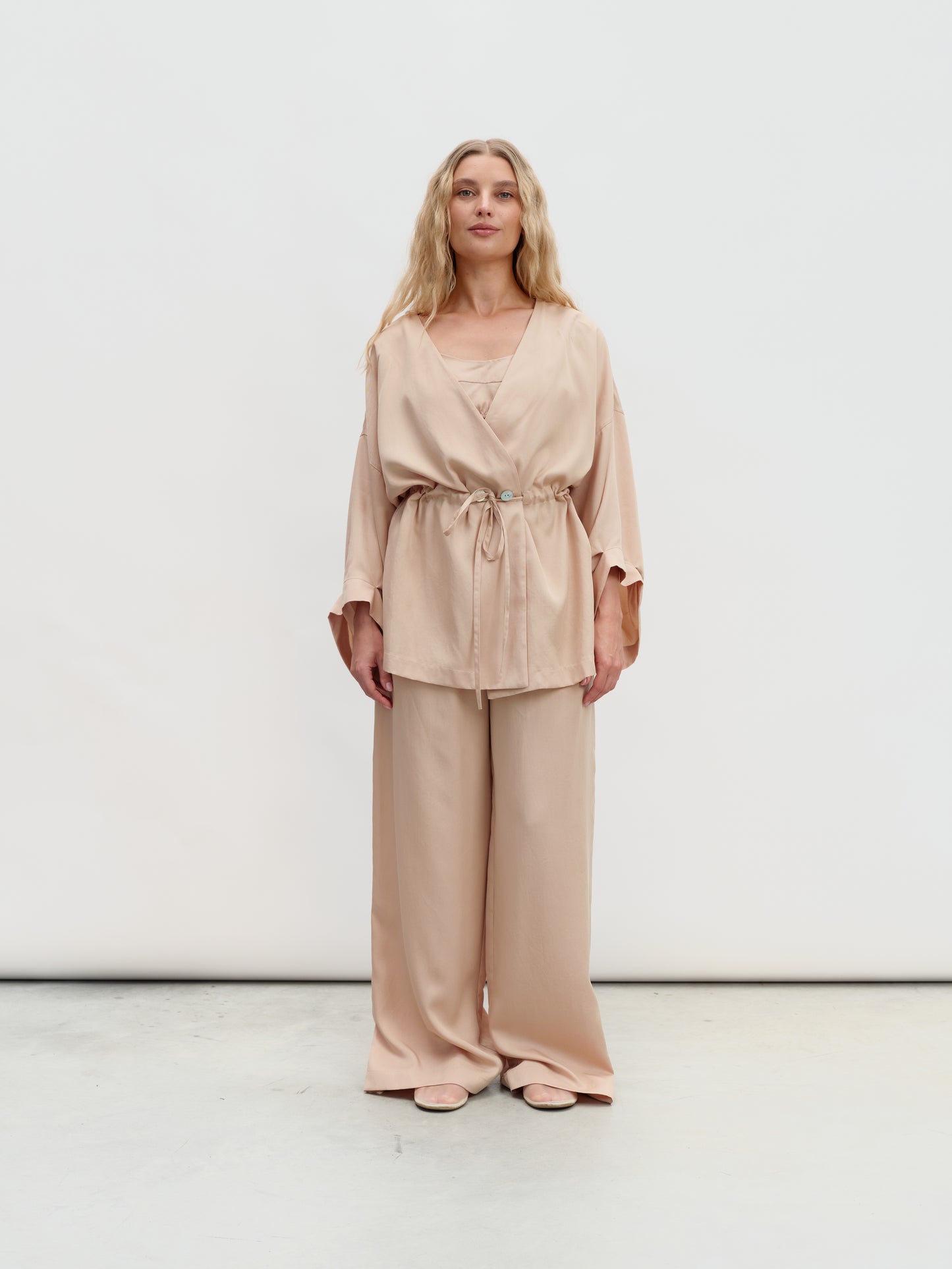 Eucalyptus kiss kimono set with pants in nude