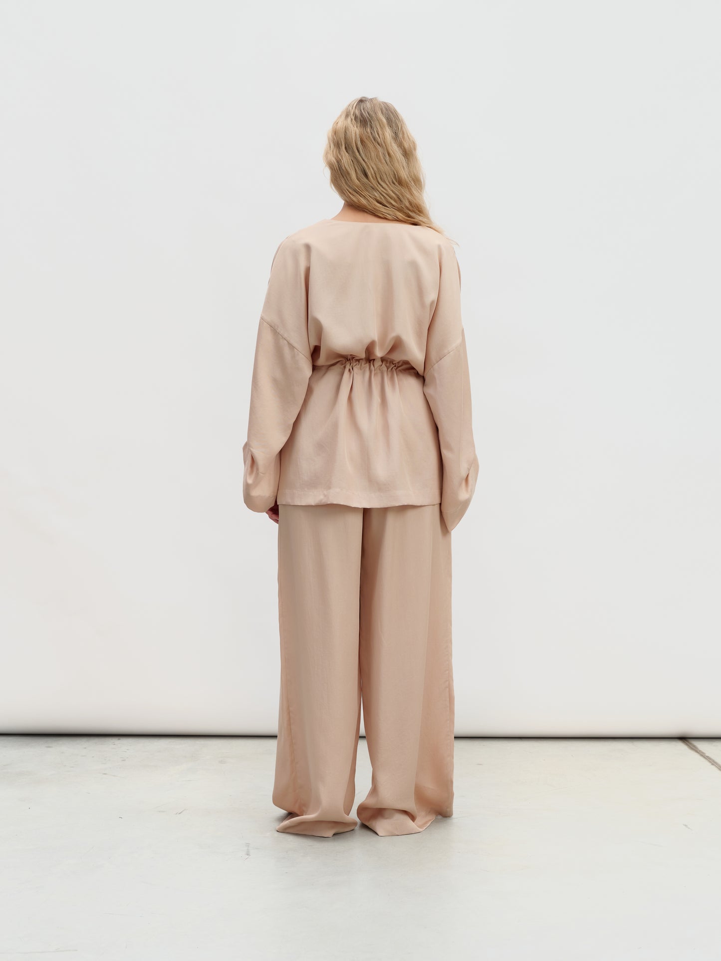 Eucalyptus kiss kimono set with pants in nude