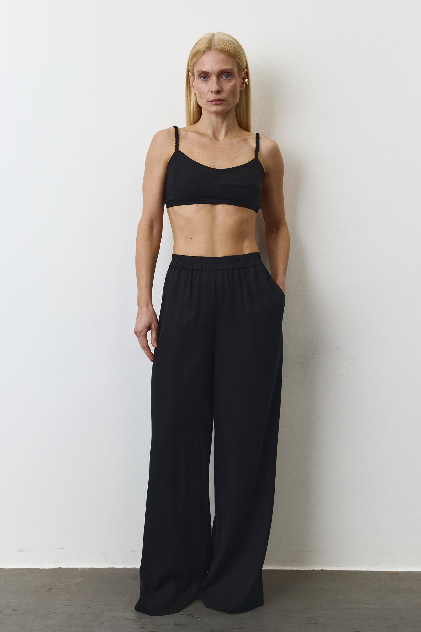 AYA EUCALYPTUS SET WITH PANTS IN BLACK