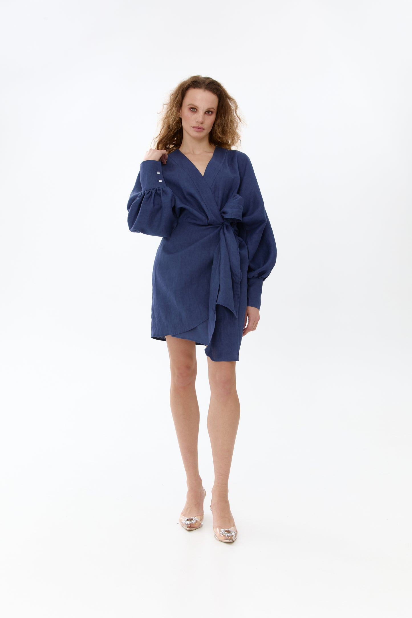 Wrap dress in blue from linen