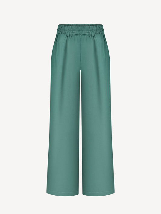 Eucalyptus pants in ivory colors