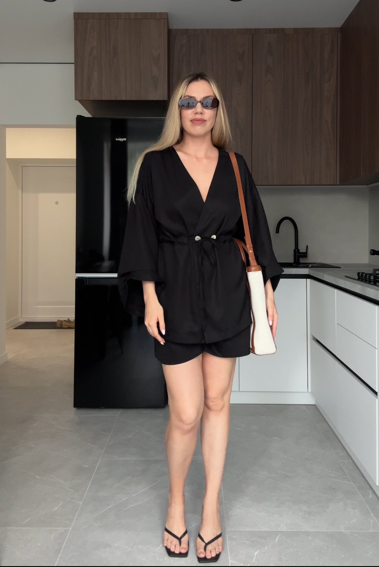 Eucalyptus kiss kimono set with shorts in black